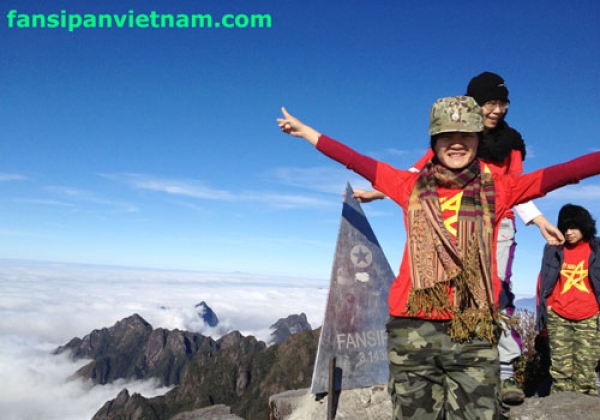 Tour Leo Núi Fansipan 1 Ngày: Thử Thách Phiêu Lưu 2 d03b81 niem vui chien thang